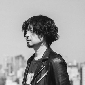 女優・石川瑠華が踊る踊る踊る！春ねむり、ニュー・アルバムより「生きる」MV公開