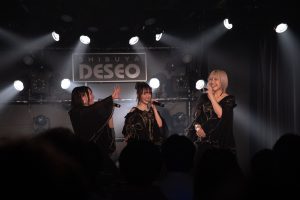 アップデートした新生CUBΣLIC、満員の観客たちを前にkawaii future popな姿を見せつけた!!!