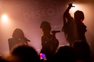 アップデートした新生CUBΣLIC、満員の観客たちを前にkawaii future popな姿を見せつけた!!!