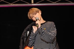 4人組・次世代ボーイズグループ“OWV”、「何歳になっても、一緒にいような」OWVらしさ全開の、【OWV OFFICIAL FANMEETING -POST TOWN-】オフィシャルライブレポート