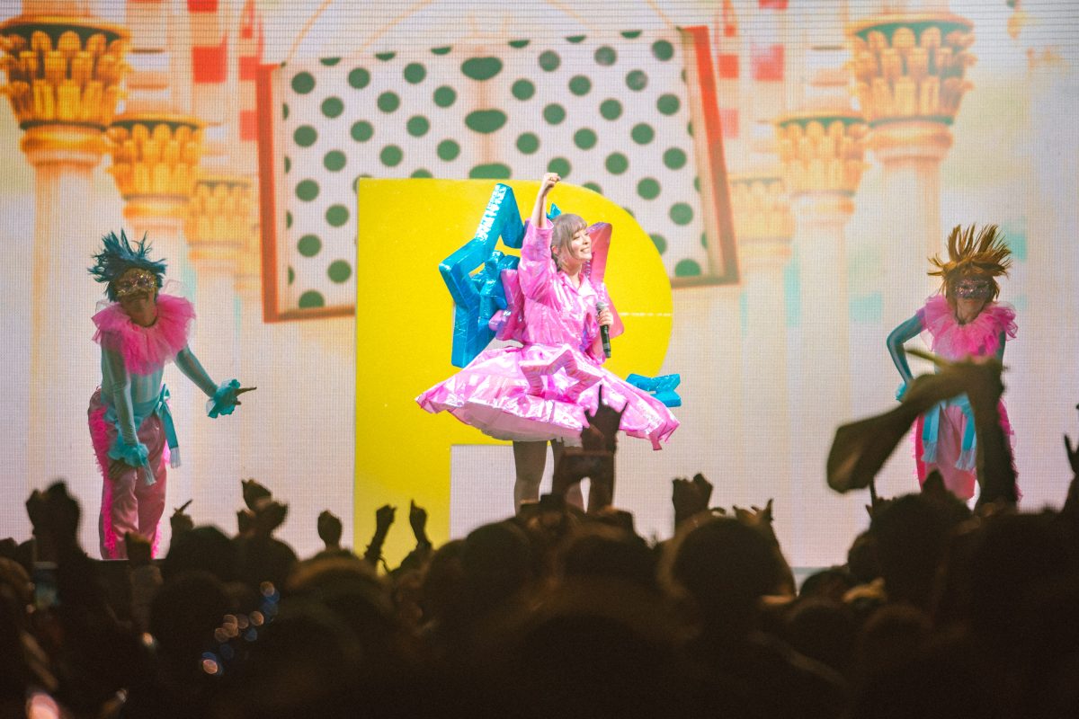 きゃりーぱみゅぱみゅが、世界最大規模の音楽フェス「コーチェラ」に出演！“踊るNFT”を従えGOBI STAGEのトリを飾り、日米でTwitterトレンド入り！
