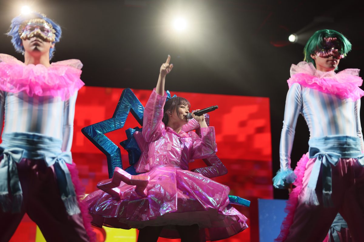 きゃりーぱみゅぱみゅが、世界最大規模の音楽フェス「コーチェラ」に出演！“踊るNFT”を従えGOBI STAGEのトリを飾り、日米でTwitterトレンド入り！