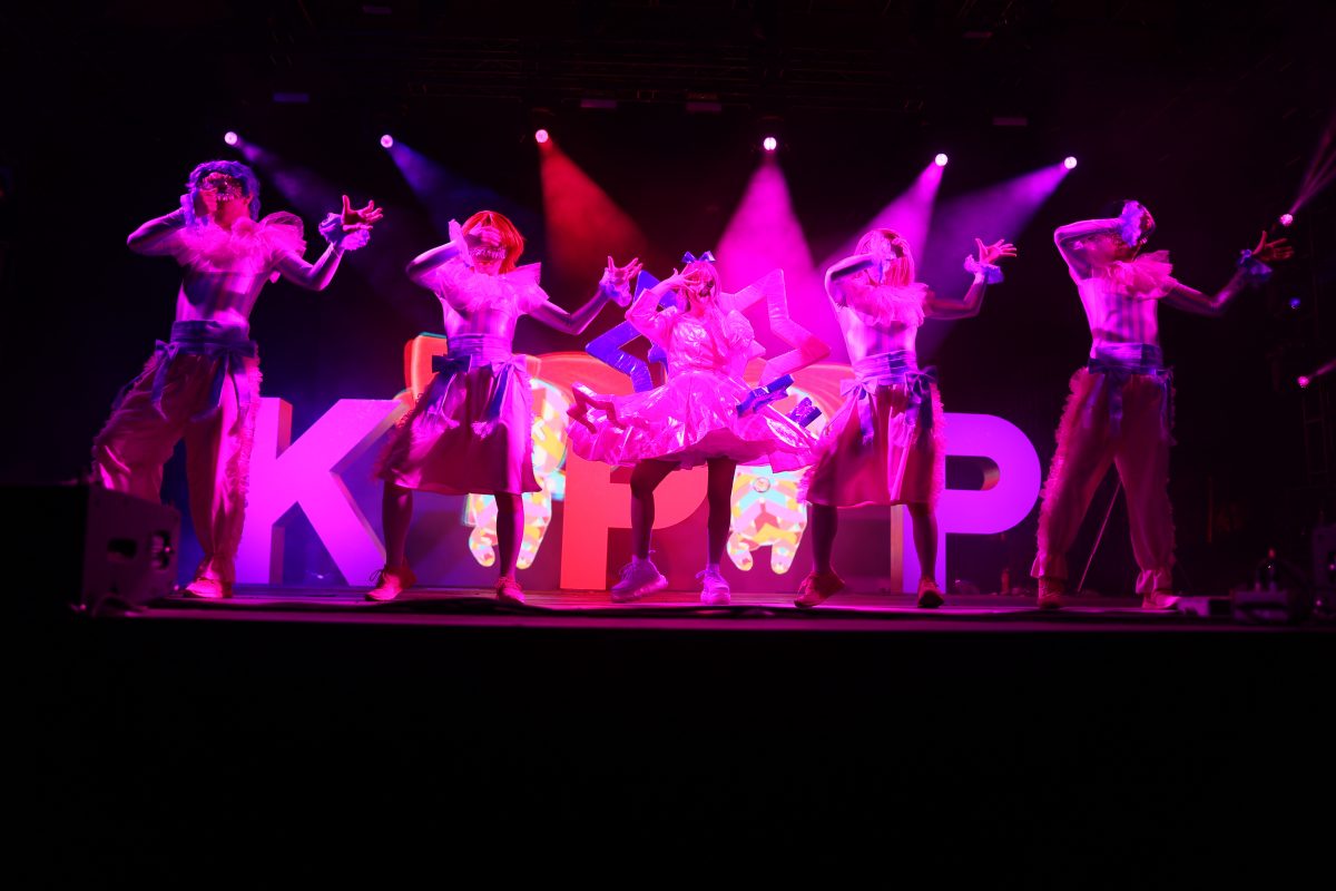 きゃりーぱみゅぱみゅが、世界最大規模の音楽フェス「コーチェラ」に出演！“踊るNFT”を従えGOBI STAGEのトリを飾り、日米でTwitterトレンド入り！