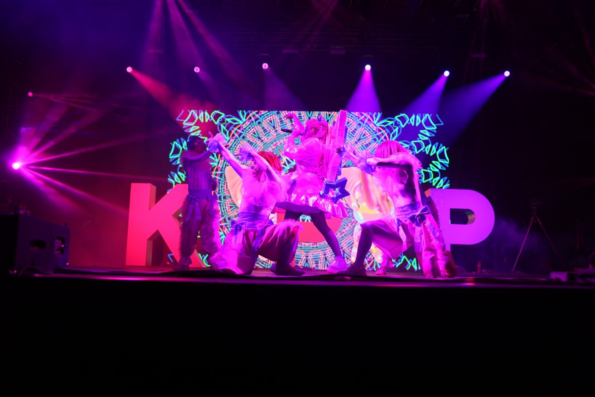 きゃりーぱみゅぱみゅが、世界最大規模の音楽フェス「コーチェラ」に出演！“踊るNFT”を従えGOBI STAGEのトリを飾り、日米でTwitterトレンド入り！