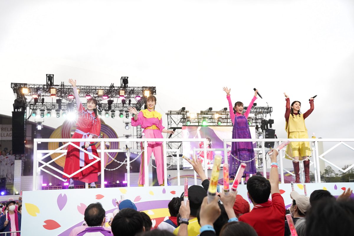 “春一”3年ぶりの開催、笑顔のバトンは福島県・J-VILLAGEへ! ももクロ【春の一大事2022 ~笑顔のチカラ つなげるオモイ in 楢葉・広野・浪江 三町合同大会~】2DAYS完走! 8 “春一”3年ぶりの開催、笑顔のバトンは福島県・J-VILLAGEへ! ももクロ【春の一大事2022 ~笑顔のチカラ つなげるオモイ in 楢葉・広野・浪江 三町合同大会~】2DAYS完走!