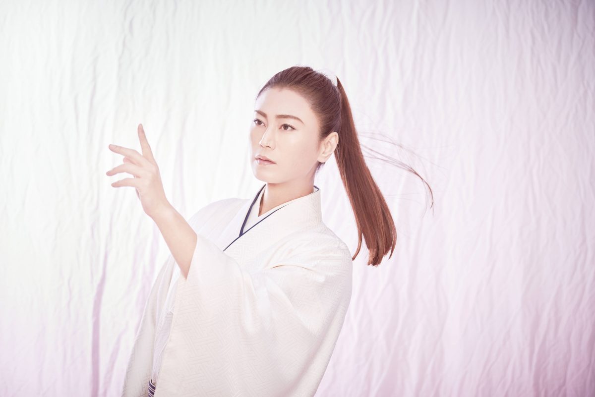 氷川きよし 12年ぶりオリコン週間シングルランキング1位 新曲｢群青の弦(いと)｣の新タイプ、2022年6月14日(火)発売。発売に先駆け、ニュービジュアル公開!!!