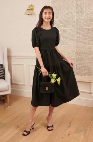 高田里穂 レディースブランド・Valmuer【ヴェルムーア】の撮影モデルに起用！ ファウンダー クリスティン ウェイとの対談が公開！