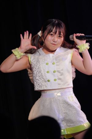 アップアップガールズ(2) 新体制一発目のライブに新リーダー 高萩千夏は“さらに大きくなれるように加速していきます”と宣言! 26 アップアップガールズ(2) 新体制一発目のライブに新リーダー 高萩千夏は“さらに大きくなれるように加速していきます”と宣言!