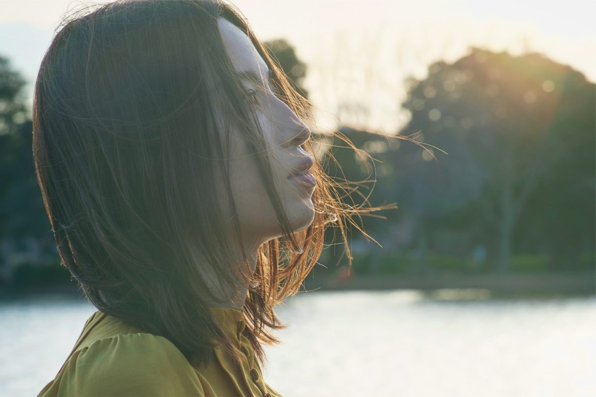 Uru 自身の楽曲を元に書かれた初の短編集「セレナーデ」をデビュー記念日となる本日発売！ ニューシングル「それを愛と呼ぶなら」収録曲「セレナーデ」MVを本日18時プレミア公開！