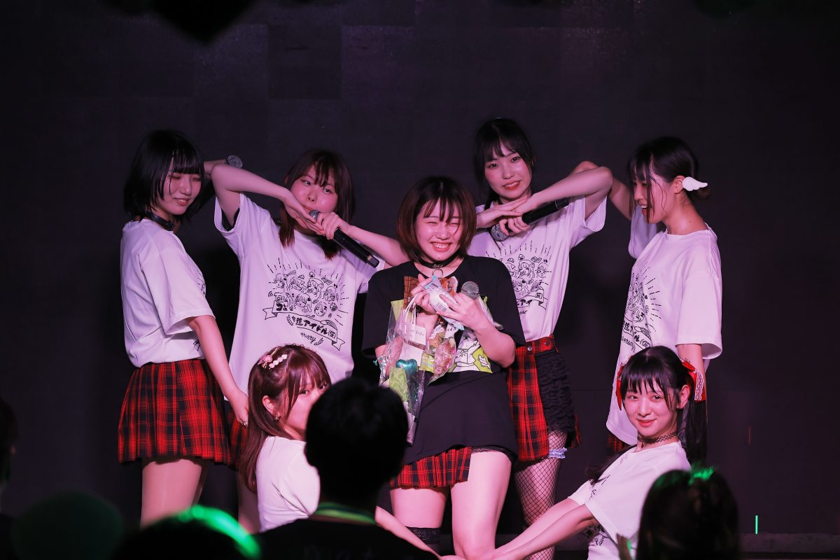 センス光る選曲も、観客たちを声を上げて大興奮?!城内彩花(コンビニ推進アイドル(仮))生誕祭公演レポート!! 1 センス光る選曲も、観客たちを声を上げて大興奮?!城内彩花(コンビニ推進アイドル(仮))生誕祭公演レポート!!