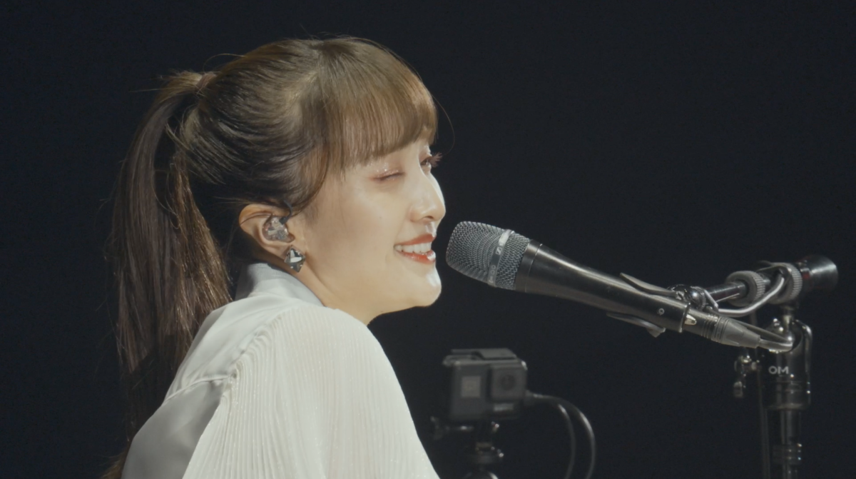 ももクロ、百田夏菜子初のソロコン『Talk With Me ~シンデレラタイム~』LIVE Blu-ray & DVDよりピアノ演奏にフォーカスしたTEASER映像公開!さらに映像特典の詳細決定! 3 ももクロ、百田夏菜子初のソロコン『Talk With Me ~シンデレラタイム~』LIVE Blu-ray & DVDよりピアノ演奏にフォーカスしたTEASER映像公開!さらに映像特典の詳細決定!