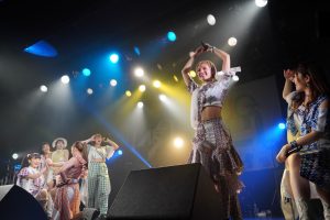 アップアップガールズ（仮）とアップアップガールズ（２）が2マンライブ！ 底力をたっぷりと感じられる楽しく熱いライブ