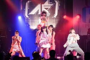 アップアップガールズ（仮）とアップアップガールズ（２）が2マンライブ！ 底力をたっぷりと感じられる楽しく熱いライブ