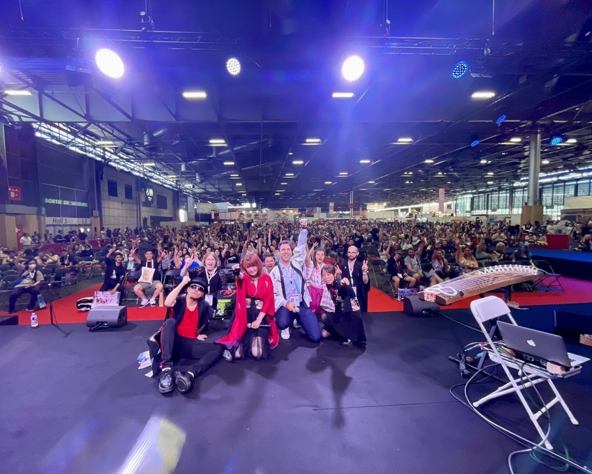 AKARA、フランスで開催中の「JAPAN EXPO」へ出演。AKARAの人気が欧州で花咲いた?!