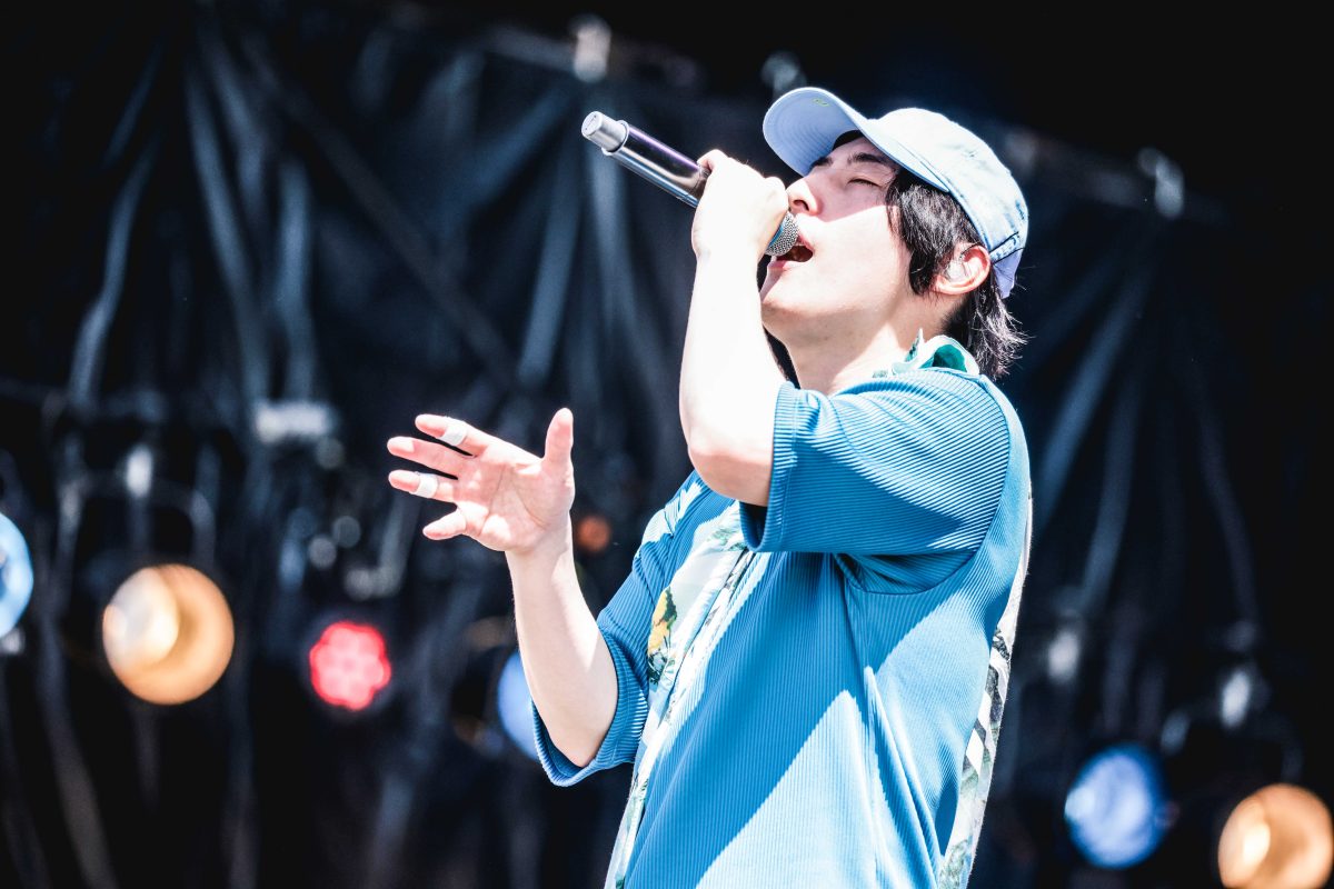 ビッケブランカ、大阪の夏フェス『ジャイガ』で新曲「This Kiss」ライブ初披露！