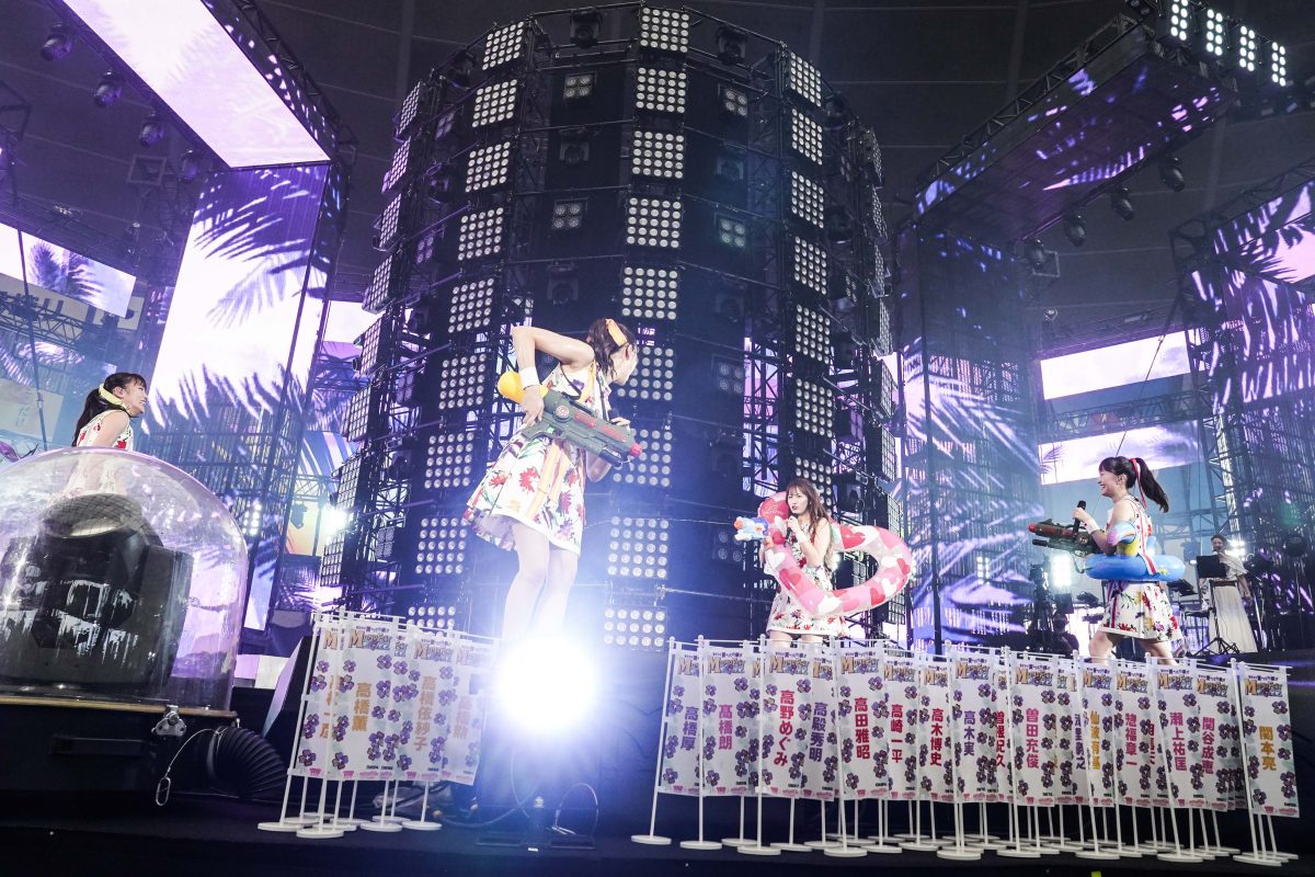 “ももクロ流”フェス開催!最高に“バカ”になった夏! 3年ぶり、一体となった“ももフェス”2DAYS完遂! 34 “ももクロ流”フェス開催!最高に“バカ”になった夏! 3年ぶり、一体となった“ももフェス”2DAYS完遂!