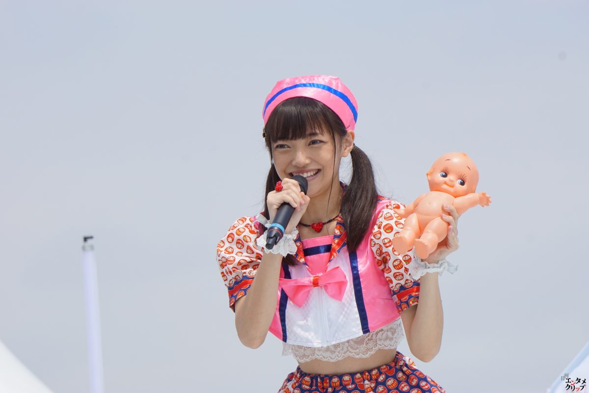 クリエイティブうたのおねえさん 松山あおいがTOKYO IDOL FESTIVALに初登場！ 夢が叶い思わず涙！ マイクを調教してしまうハプニングも！