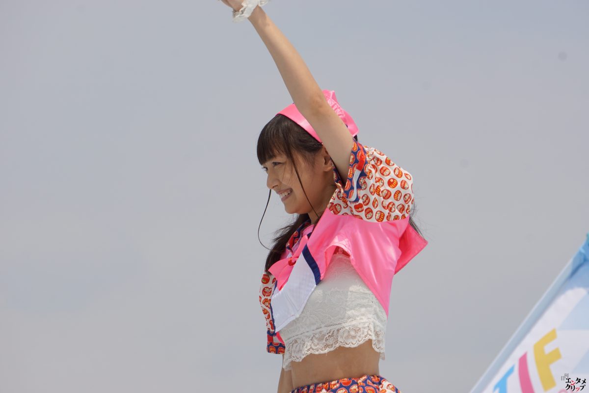 クリエイティブうたのおねえさん 松山あおいがTOKYO IDOL FESTIVALに初登場！ 夢が叶い思わず涙！ マイクを調教してしまうハプニングも！