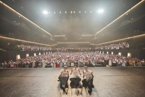 Lead「俺達がみんなの導標(みちしるべ)になれる様に！」20周年記念日にファンに誓った、次の10年への飛躍