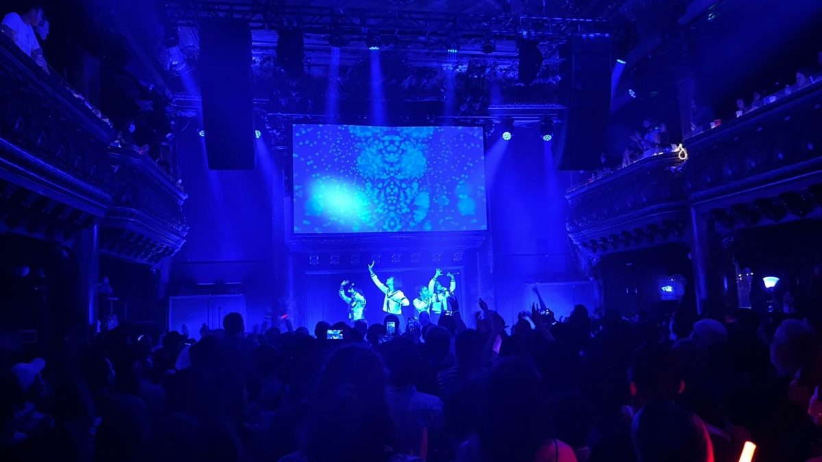 新しい学校のリーダーズ a.k.a ATARASHII GAKKO! 自身初のアメリカでのワンマンライブを開催! チケットは全てソールドアウト!大盛況で終了! 4 新しい学校のリーダーズ a.k.a ATARASHII GAKKO! 自身初のアメリカでのワンマンライブを開催! チケットは全てソールドアウト!大盛況で終了!