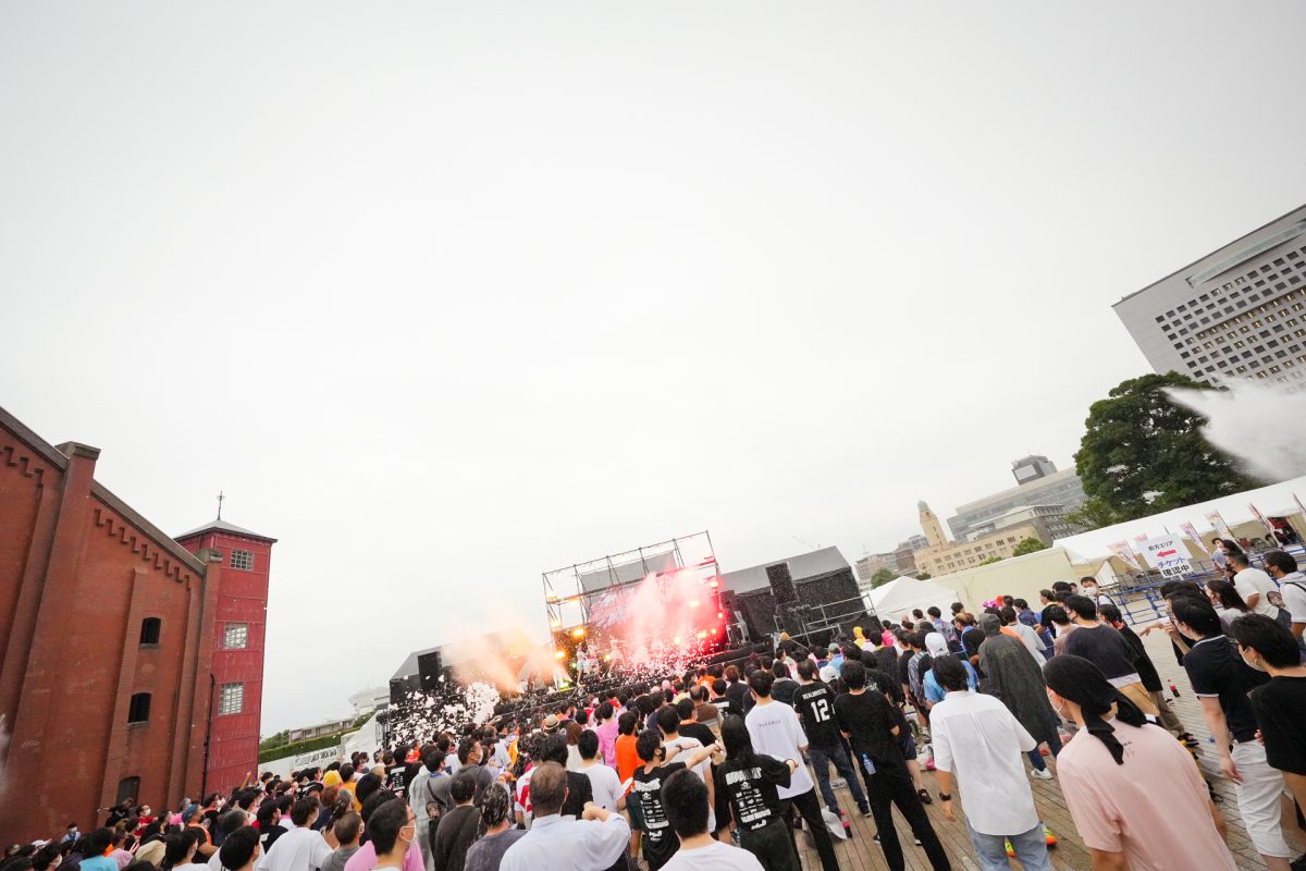 お祭り系アイドル『FES☆TIVE』、赤レンガ倉庫広場にて野外ワンマンライブを開催、狂騒空間に「アイドル界一、楽しいライブを作りましょう」 12 お祭り系アイドル『FES☆TIVE』、赤レンガ倉庫広場にて野外ワンマンライブを開催、狂騒空間に「アイドル界一、楽しいライブを作りましょう」