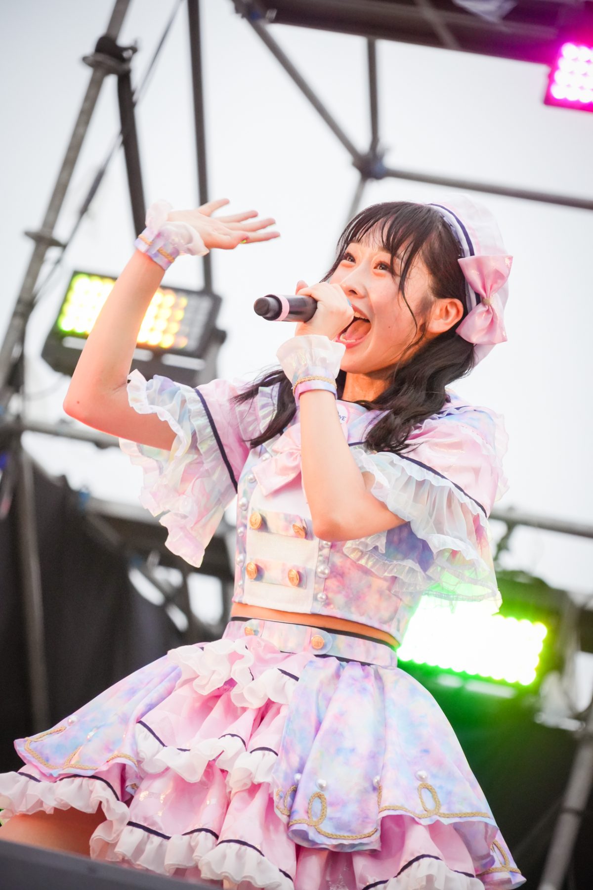 お祭り系アイドル『FES☆TIVE』、赤レンガ倉庫広場にて野外ワンマンライブを開催、狂騒空間に「アイドル界一、楽しいライブを作りましょう」 7 お祭り系アイドル『FES☆TIVE』、赤レンガ倉庫広場にて野外ワンマンライブを開催、狂騒空間に「アイドル界一、楽しいライブを作りましょう」