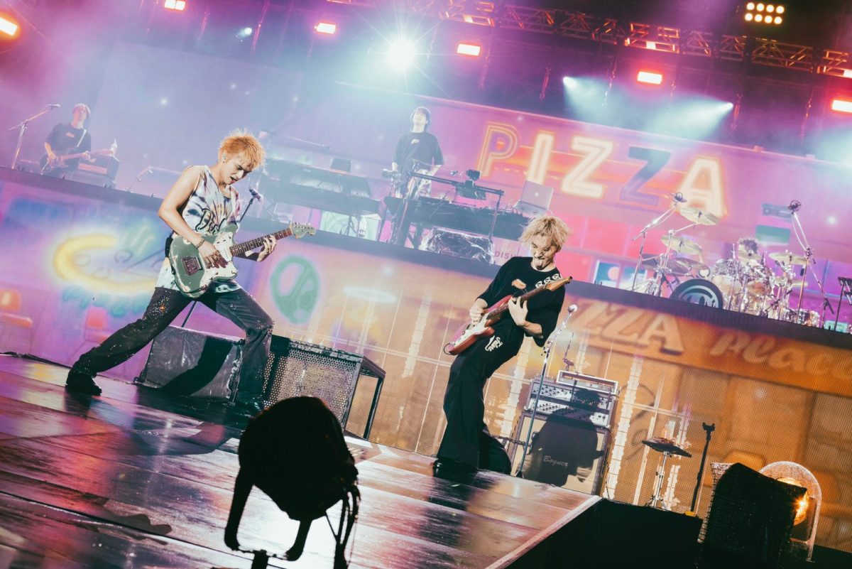 DISH//、“宇宙”をテーマにした自身最大規模の野外ライブは「最高の日」を更新!サッカー日本代表応援プロジェクトのテーマソングに決定! 6 DISH//、“宇宙”をテーマにした自身最大規模の野外ライブは「最高の日」を更新!サッカー日本代表応援プロジェクトのテーマソングに決定!