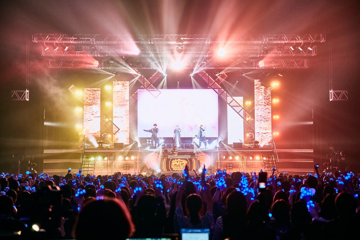 ヒプマイ 初のディビジョン別ライブ ハマにハマる2日間！ ヨコハマ・ディビジョン公演DAY2レポートが到着！