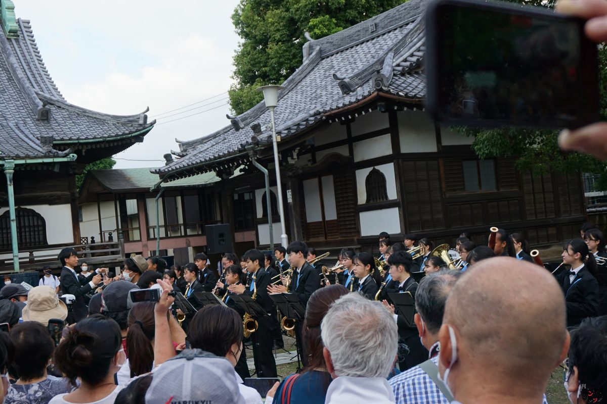 黒谷友香 亀有警察署の一日警察署長に!「男はつらいよ」の演奏にも感動! 柴又帝釈天を交通安全パレード! 10 黒谷友香 亀有警察署の一日警察署長に!「男はつらいよ」の演奏にも感動! 柴又帝釈天を交通安全パレード!