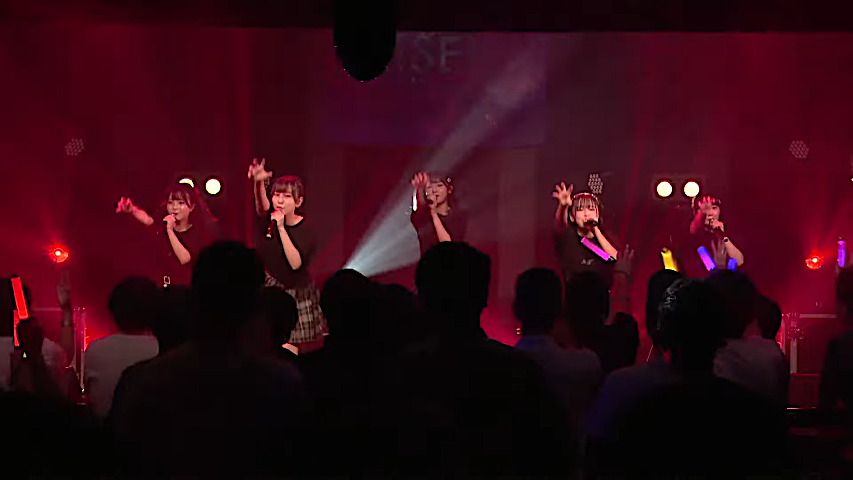 翡翠キセキ、新体制初のワンマンで新曲「曖昧、愛」初披露！