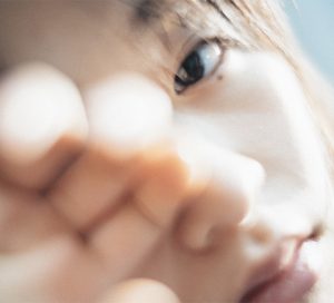 森七菜、初のワンマンライブ『もりななLIVE 2022 「㐂〜よろこび〜」』ファイナル、東京公演のライブレポートが到着！