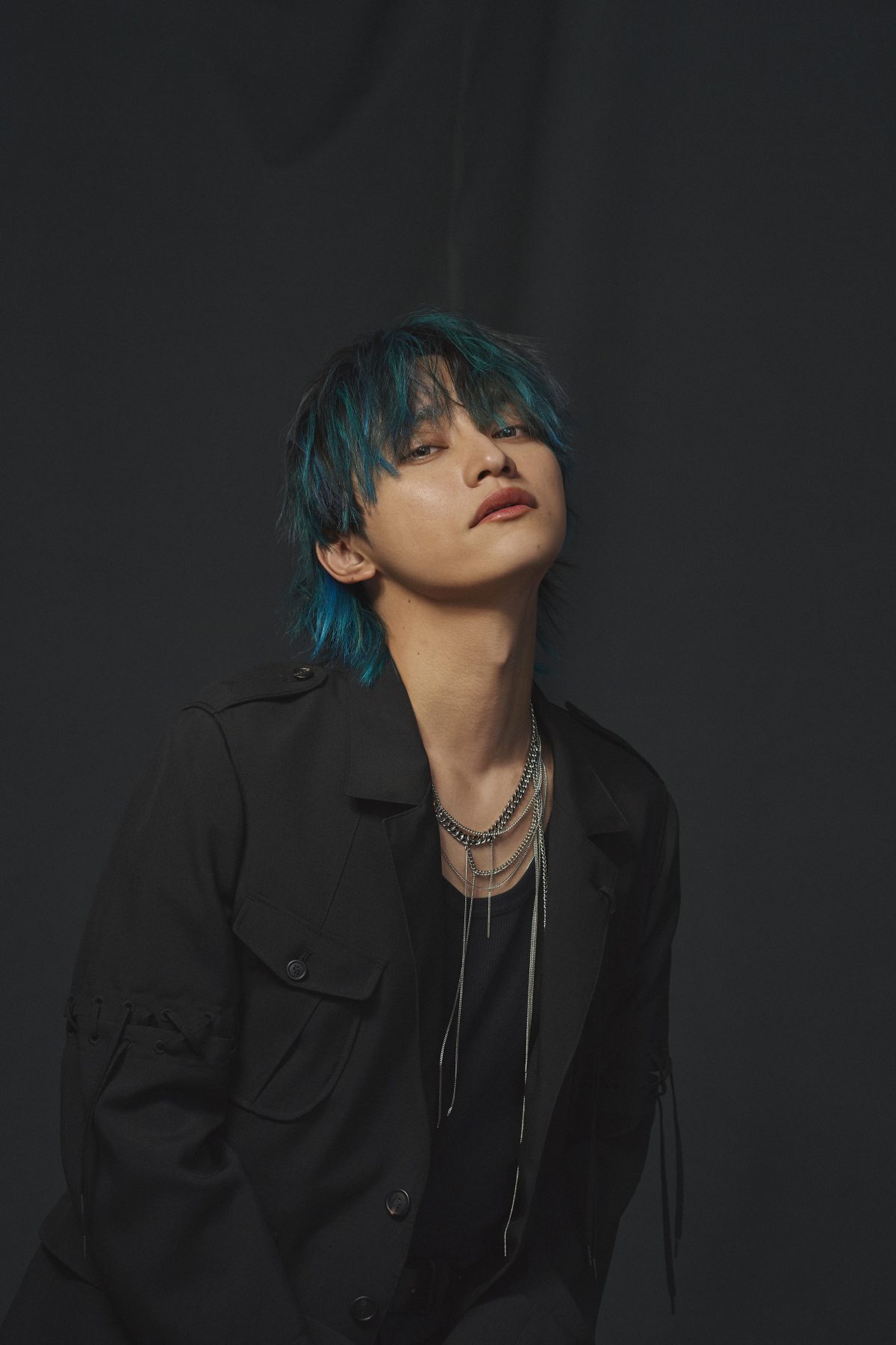 SKY-HI、12月12日発売アルバム『THE DEBUT』から最新情報！『SKY-HI HALL TOUR 2022 -超・八面六臂-』のダイジェスト映像を公開！