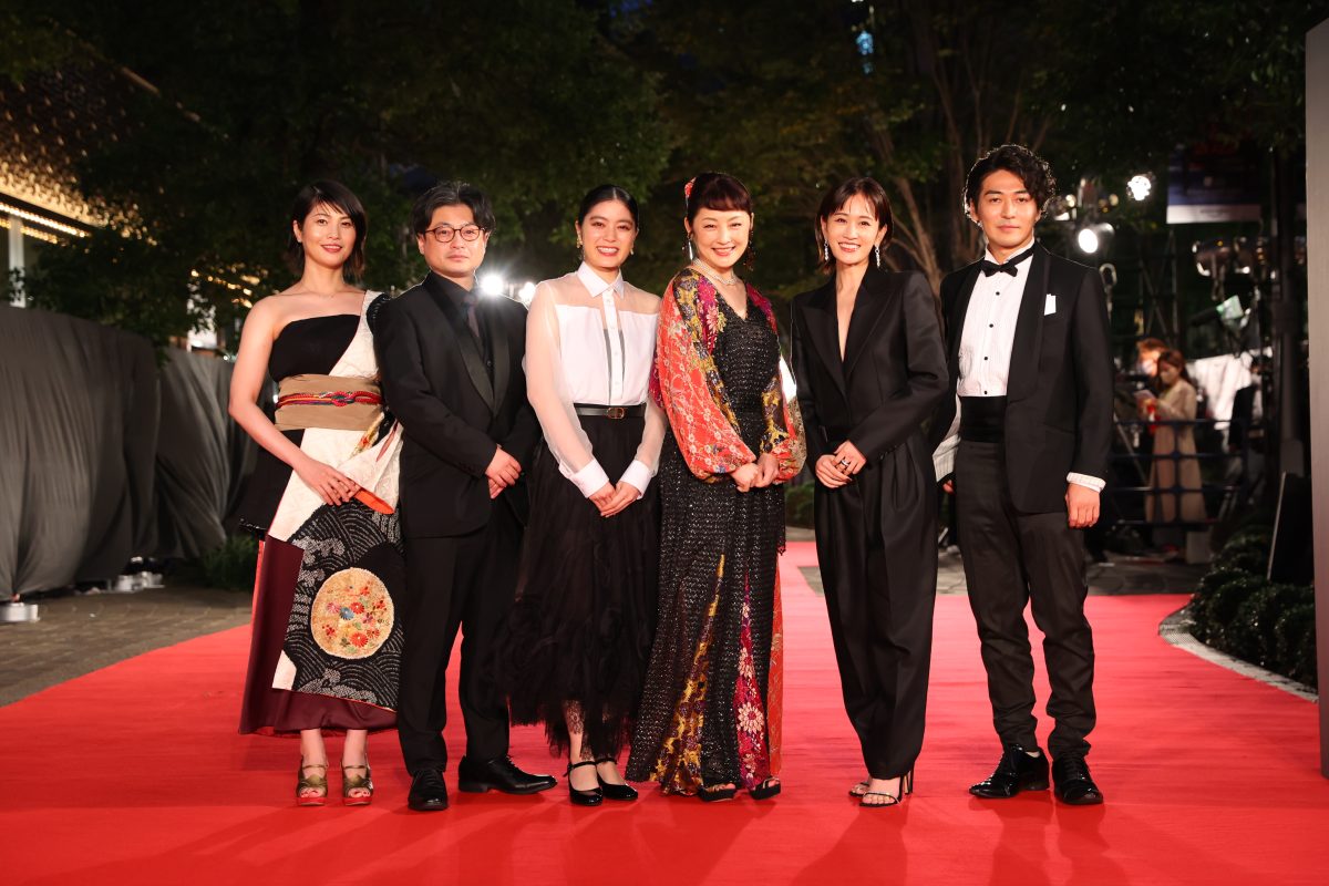 東京国際映画祭で映画『あつい胸さわぎ』がワールドプレミア上映！ 主演の吉田美月喜は“私の中で一つの憧れ！”と感激！ まつむらしんご監督は“幸せな気持ちでいっぱい”と感無量