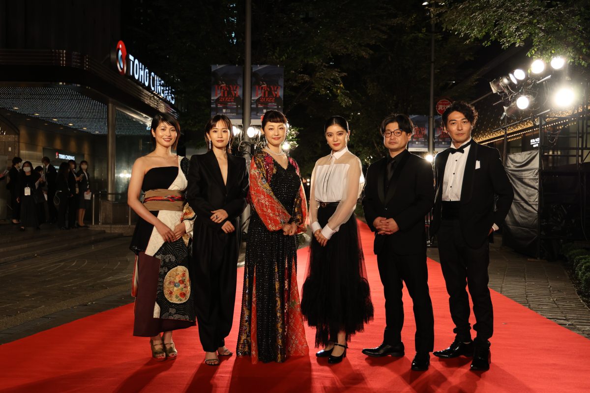 東京国際映画祭で映画『あつい胸さわぎ』がワールドプレミア上映！ 主演の吉田美月喜は“私の中で一つの憧れ！”と感激！ まつむらしんご監督は“幸せな気持ちでいっぱい”と感無量