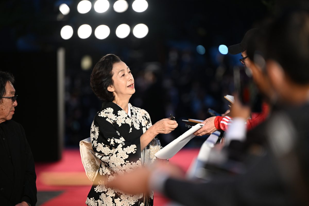 第35回東京国際映画祭 3年ぶりに屋外でレッドカーペット！ フェスティバル・アンバサダー 橋本愛は“生活感を感じる映画がとても好き”と映画愛を語る！ 大泉洋・山田杏奈・柳楽優弥・寺島しのぶ・鈴木亮平・森山未來・眞栄田郷敦・飯豊まりえ・戸田恵梨香・稲垣吾郎・二宮和也も登場！
