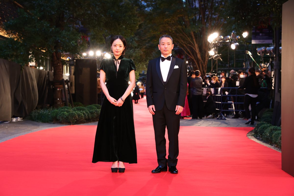 第35回東京国際映画祭 3年ぶりに屋外でレッドカーペット！ フェスティバル・アンバサダー 橋本愛は“生活感を感じる映画がとても好き”と映画愛を語る！ 大泉洋・山田杏奈・柳楽優弥・寺島しのぶ・鈴木亮平・森山未來・眞栄田郷敦・飯豊まりえ・戸田恵梨香・稲垣吾郎・二宮和也も登場！