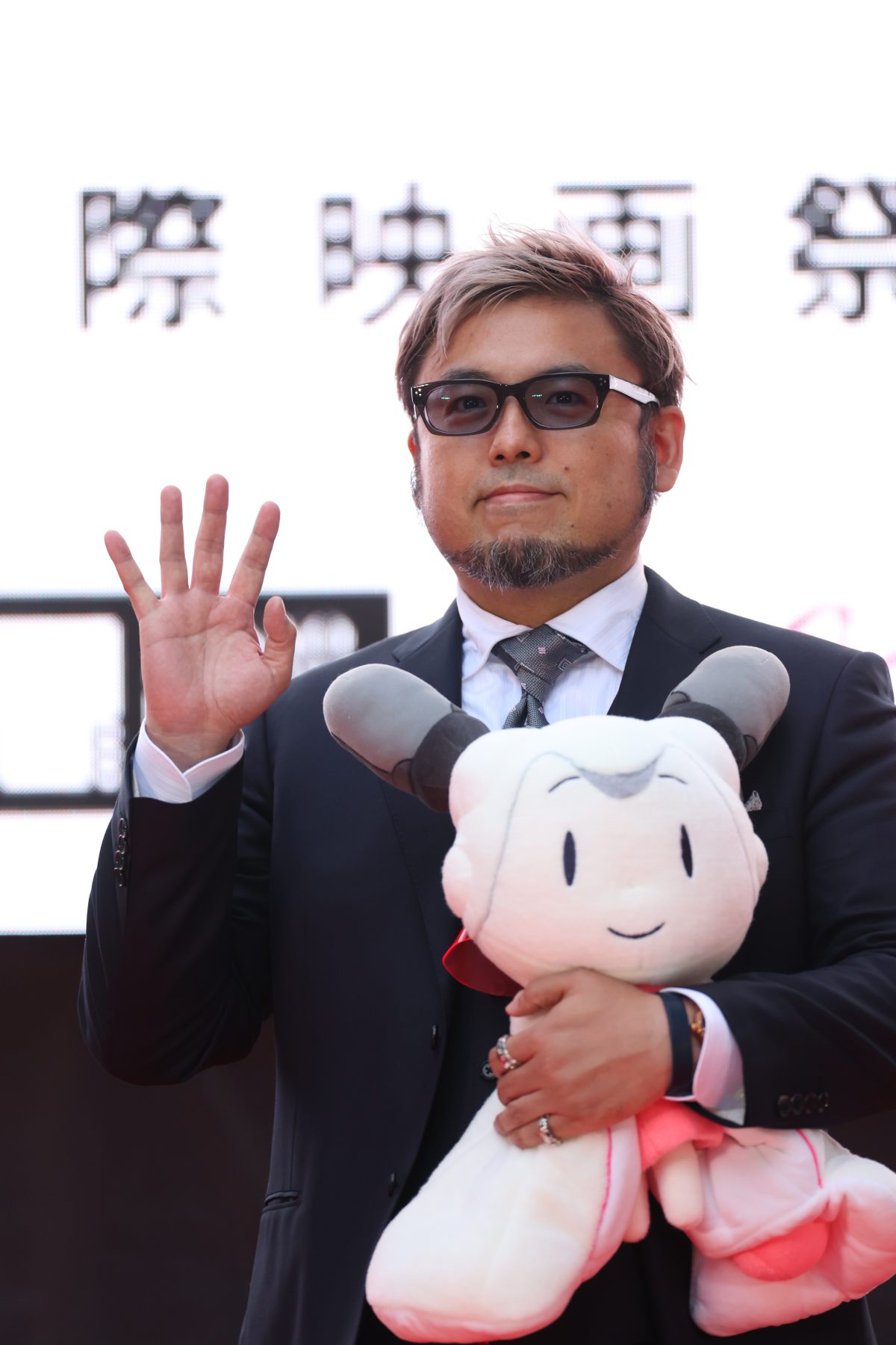 第35回東京国際映画祭 3年ぶりに屋外でレッドカーペット！ フェスティバル・アンバサダー 橋本愛は“生活感を感じる映画がとても好き”と映画愛を語る！ 大泉洋・山田杏奈・柳楽優弥・寺島しのぶ・鈴木亮平・森山未來・眞栄田郷敦・飯豊まりえ・戸田恵梨香・稲垣吾郎・二宮和也も登場！