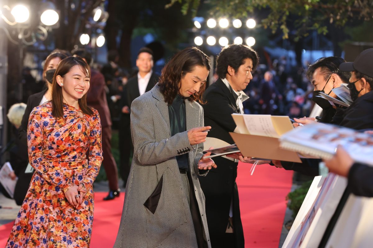 第35回東京国際映画祭 3年ぶりに屋外でレッドカーペット！ フェスティバル・アンバサダー 橋本愛は“生活感を感じる映画がとても好き”と映画愛を語る！ 大泉洋・山田杏奈・柳楽優弥・寺島しのぶ・鈴木亮平・森山未來・眞栄田郷敦・飯豊まりえ・戸田恵梨香・稲垣吾郎・二宮和也も登場！