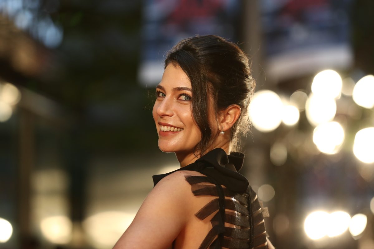 第35回東京国際映画祭 3年ぶりに屋外でレッドカーペット！ フェスティバル・アンバサダー 橋本愛は“生活感を感じる映画がとても好き”と映画愛を語る！ 大泉洋・山田杏奈・柳楽優弥・寺島しのぶ・鈴木亮平・森山未來・眞栄田郷敦・飯豊まりえ・戸田恵梨香・稲垣吾郎・二宮和也も登場！