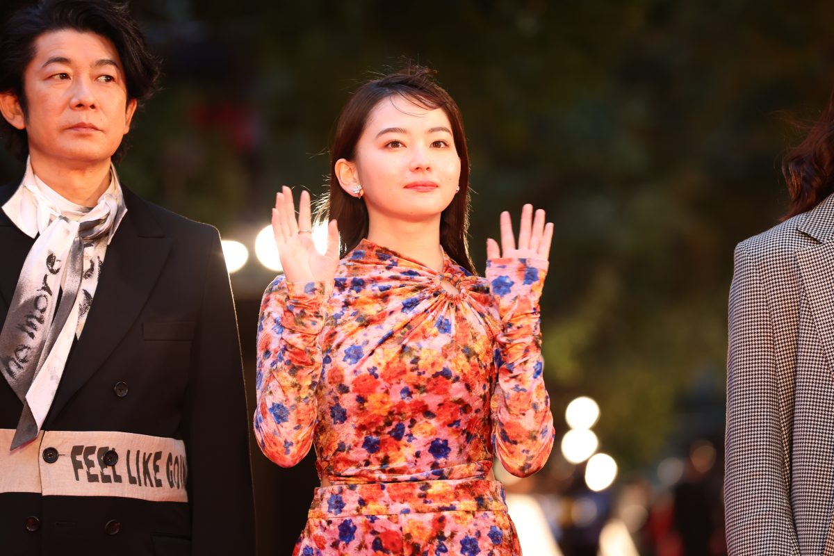 第35回東京国際映画祭 3年ぶりに屋外でレッドカーペット！ フェスティバル・アンバサダー 橋本愛は“生活感を感じる映画がとても好き”と映画愛を語る！ 大泉洋・山田杏奈・柳楽優弥・寺島しのぶ・鈴木亮平・森山未來・眞栄田郷敦・飯豊まりえ・戸田恵梨香・稲垣吾郎・二宮和也も登場！