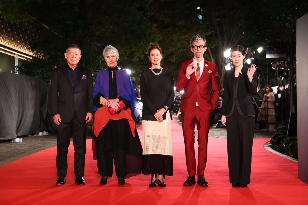 第35回東京国際映画祭 3年ぶりに屋外でレッドカーペット！ フェスティバル・アンバサダー 橋本愛は“生活感を感じる映画がとても好き”と映画愛を語る！ 大泉洋・山田杏奈・柳楽優弥・寺島しのぶ・鈴木亮平・森山未來・眞栄田郷敦・飯豊まりえ・戸田恵梨香・稲垣吾郎・二宮和也も登場！