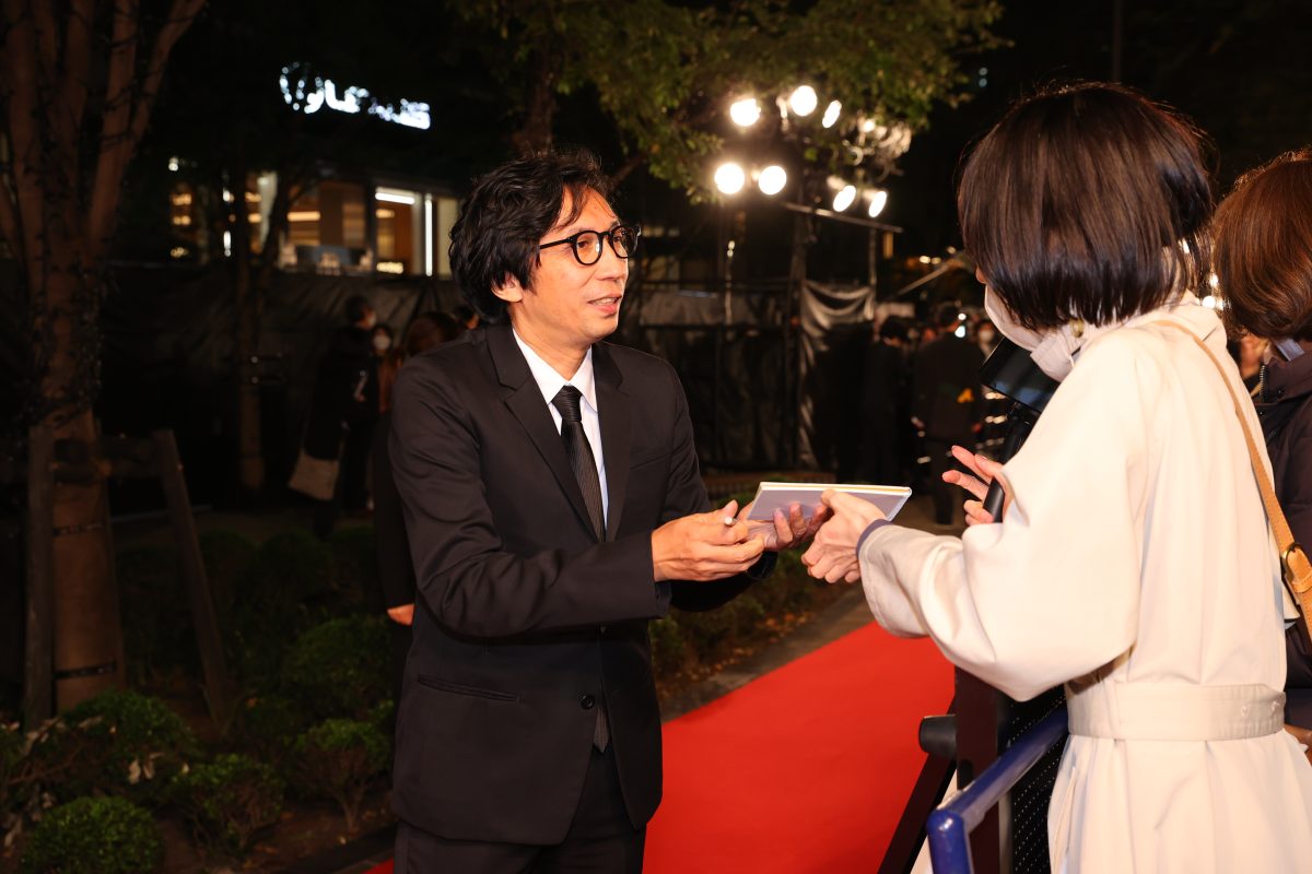 第35回東京国際映画祭 3年ぶりに屋外でレッドカーペット！ フェスティバル・アンバサダー 橋本愛は“生活感を感じる映画がとても好き”と映画愛を語る！ 大泉洋・山田杏奈・柳楽優弥・寺島しのぶ・鈴木亮平・森山未來・眞栄田郷敦・飯豊まりえ・戸田恵梨香・稲垣吾郎・二宮和也も登場！