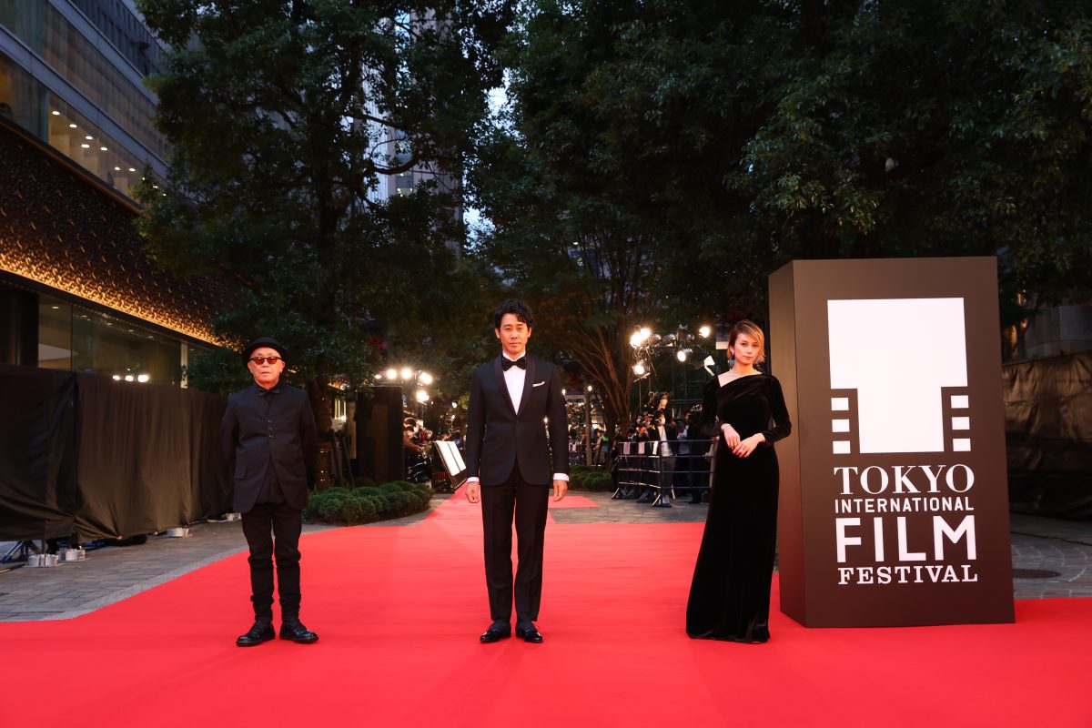 第35回東京国際映画祭 3年ぶりに屋外でレッドカーペット！ フェスティバル・アンバサダー 橋本愛は“生活感を感じる映画がとても好き”と映画愛を語る！ 大泉洋・山田杏奈・柳楽優弥・寺島しのぶ・鈴木亮平・森山未來・眞栄田郷敦・飯豊まりえ・戸田恵梨香・稲垣吾郎・二宮和也も登場！