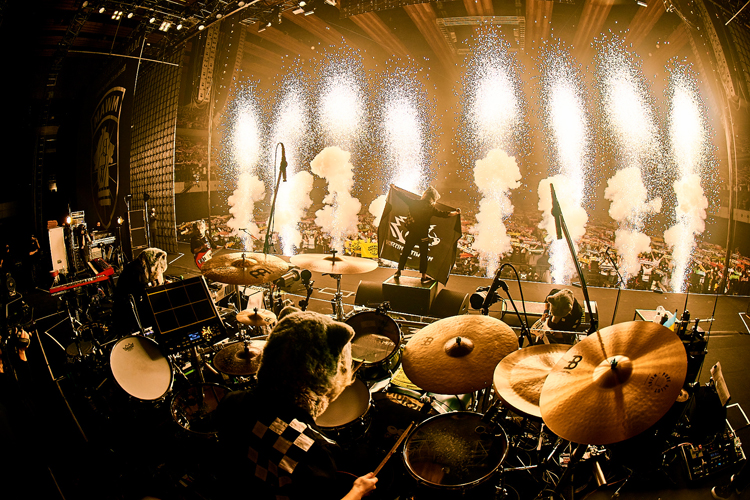 “MAN WITH A MISSION” 連作アルバム「Break and Cross the Walls Ⅰ＆Ⅱ」を携えた東阪アリーナ公演完走！12月にはWOWOWでの放送も決定！