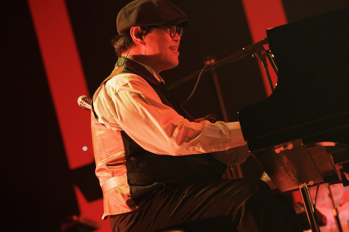 大橋トリオ、15周年記念公演で見せた豪華編成による特別な一夜。lily (石田ゆり子) ライブ初披露も。