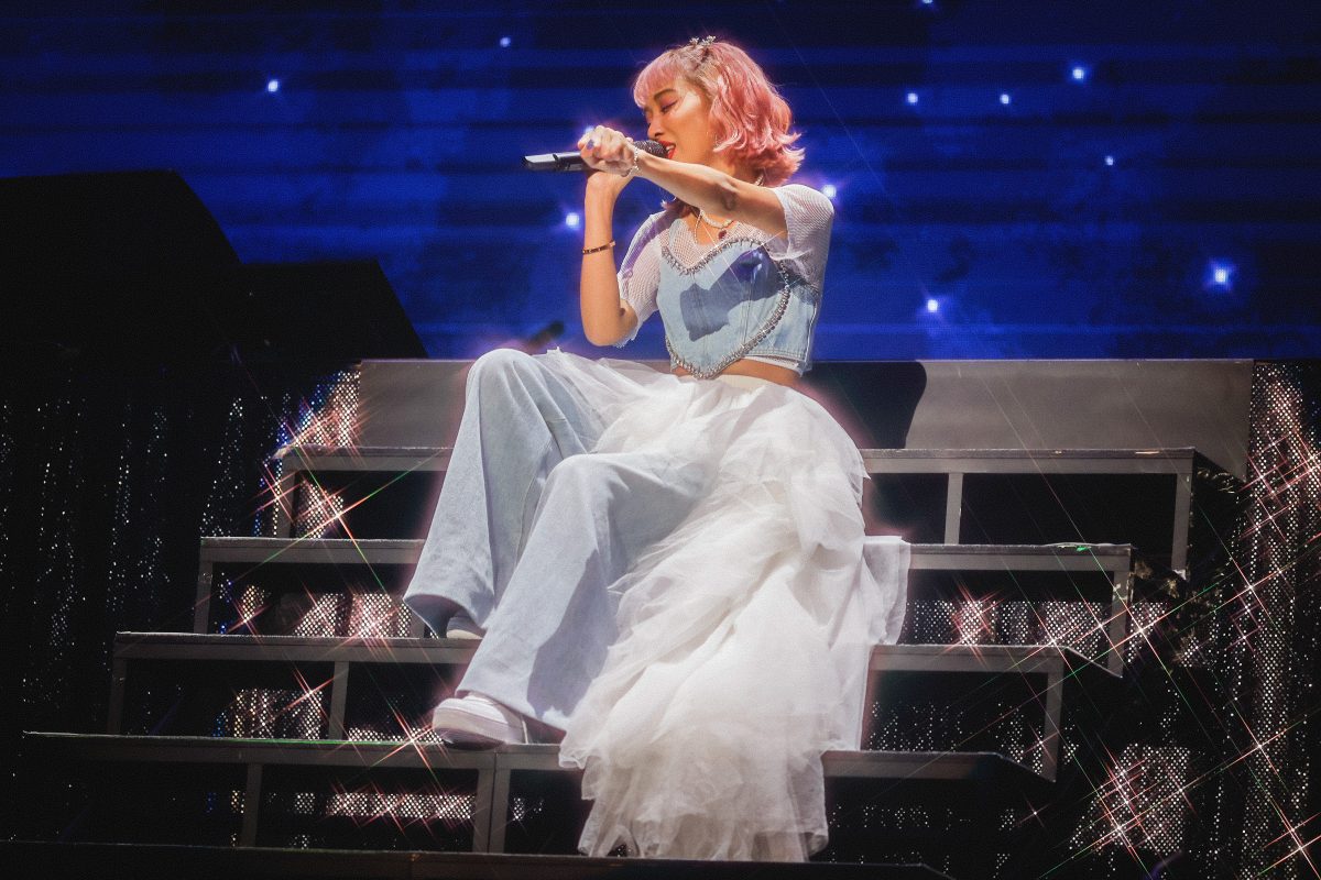 青山テルマ、笑顔でポジティブなメッセージを届けた初の日本武道館公演！