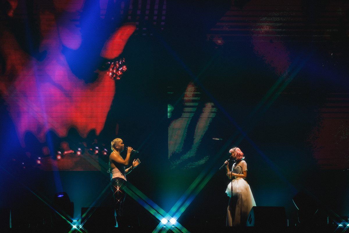 青山テルマ、笑顔でポジティブなメッセージを届けた初の日本武道館公演！