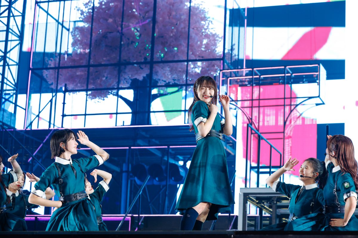 櫻坂46・菅井友香、7年間のアイドル人生に幕を閉じるツアー完遂！「グループとファンの架け橋に」涙の東京ドーム公演！
