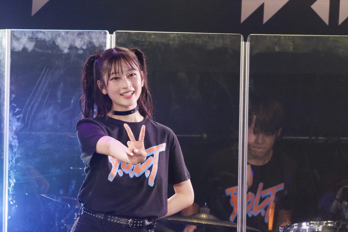 B.O.L.T初の生バックバンドでのワンマンライブ「Rock the B.O.L.T」大成功！