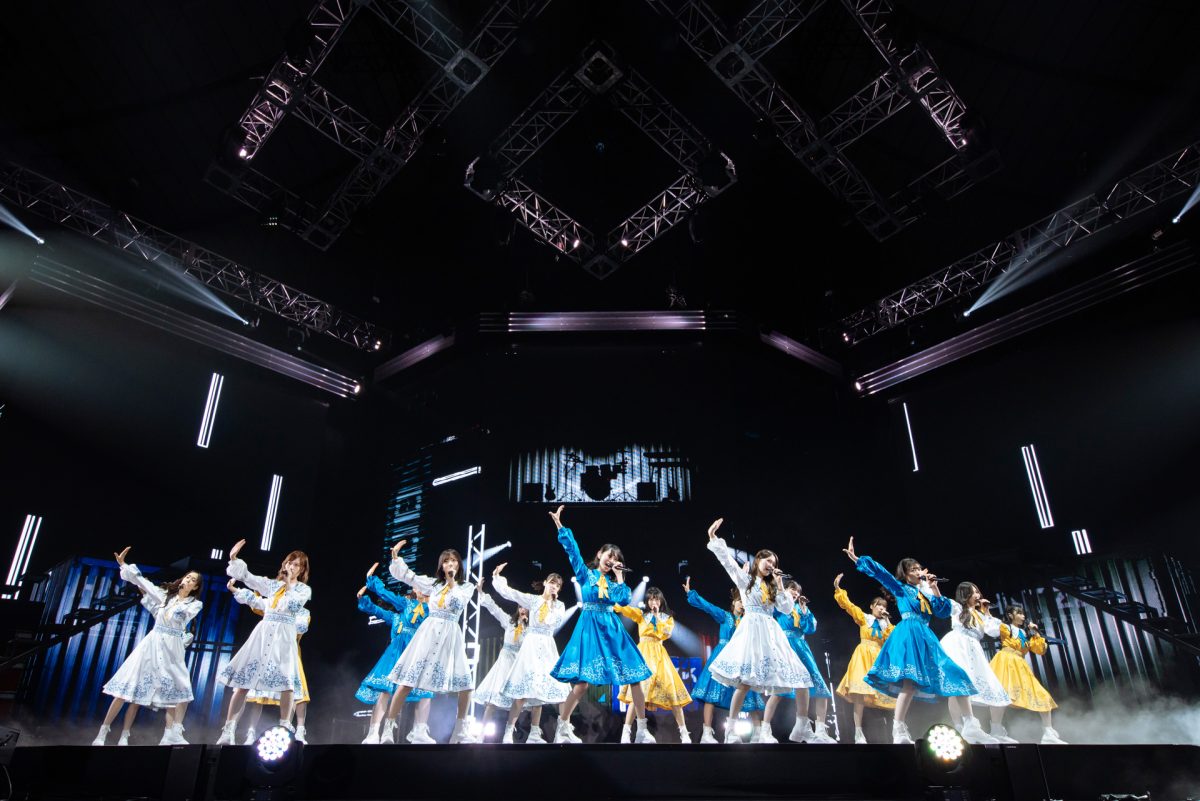 日向坂46が全国アリーナツアーを無事に完走！ 12人の四期生も初めてステージに立ち、四期生楽曲「ブルーベリー＆ラズベリー」を全力で初披露！